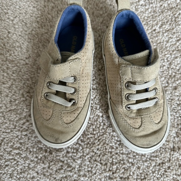 Old Navy toddler shoes size 7 - Picture 1 of 5